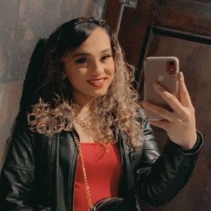 Meet your Posher, Ariana